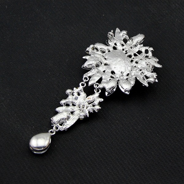 (พร้อมส่ง) เข็มกลัด 040