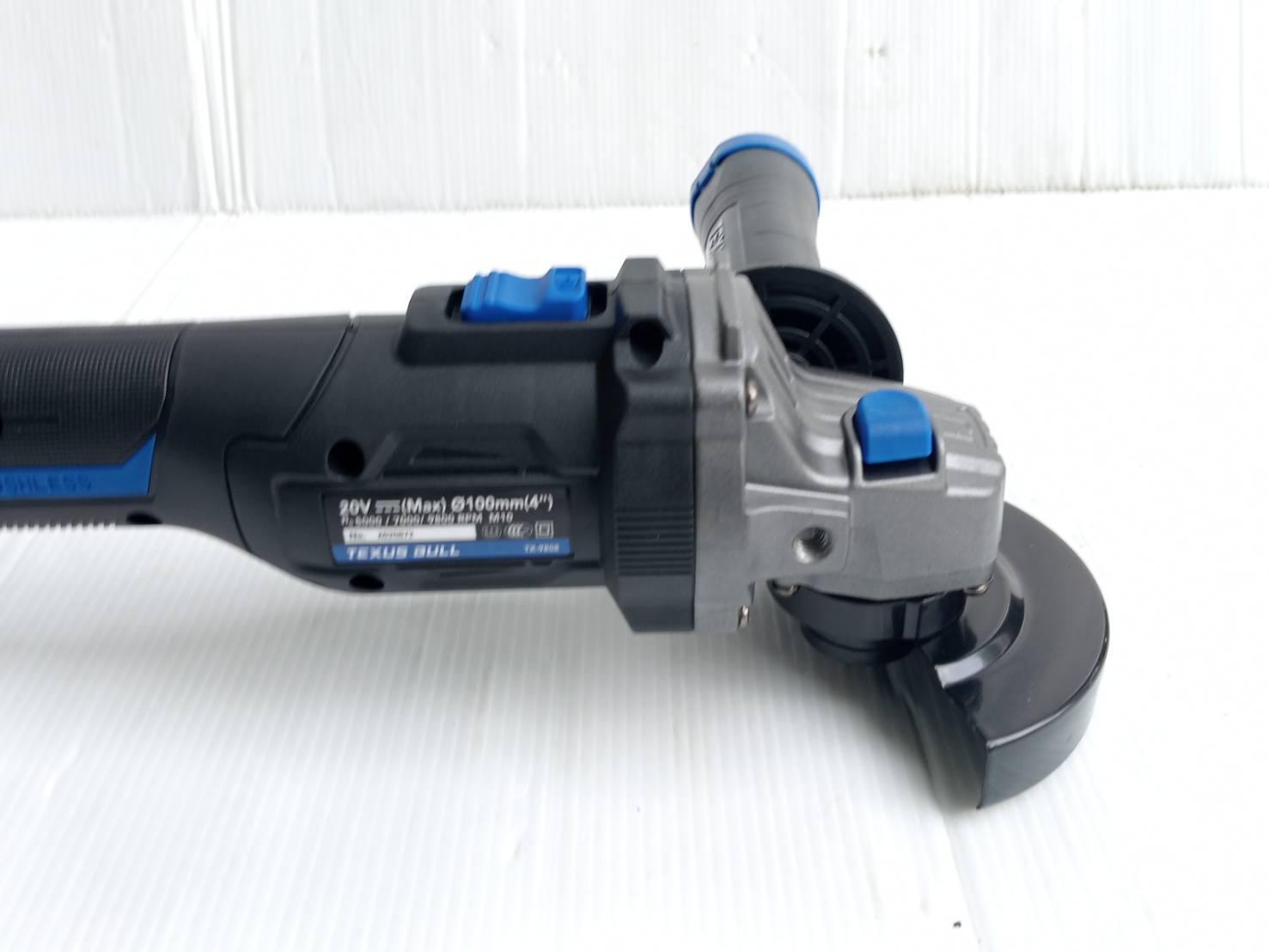 TEXUS BULL รุ่น TX-8222 ชุดสว่านโรตารี่และเจียรมือไร้สาย20V.พร้อมแบตเตอรี่ x6.0Ah 2 ก้อน