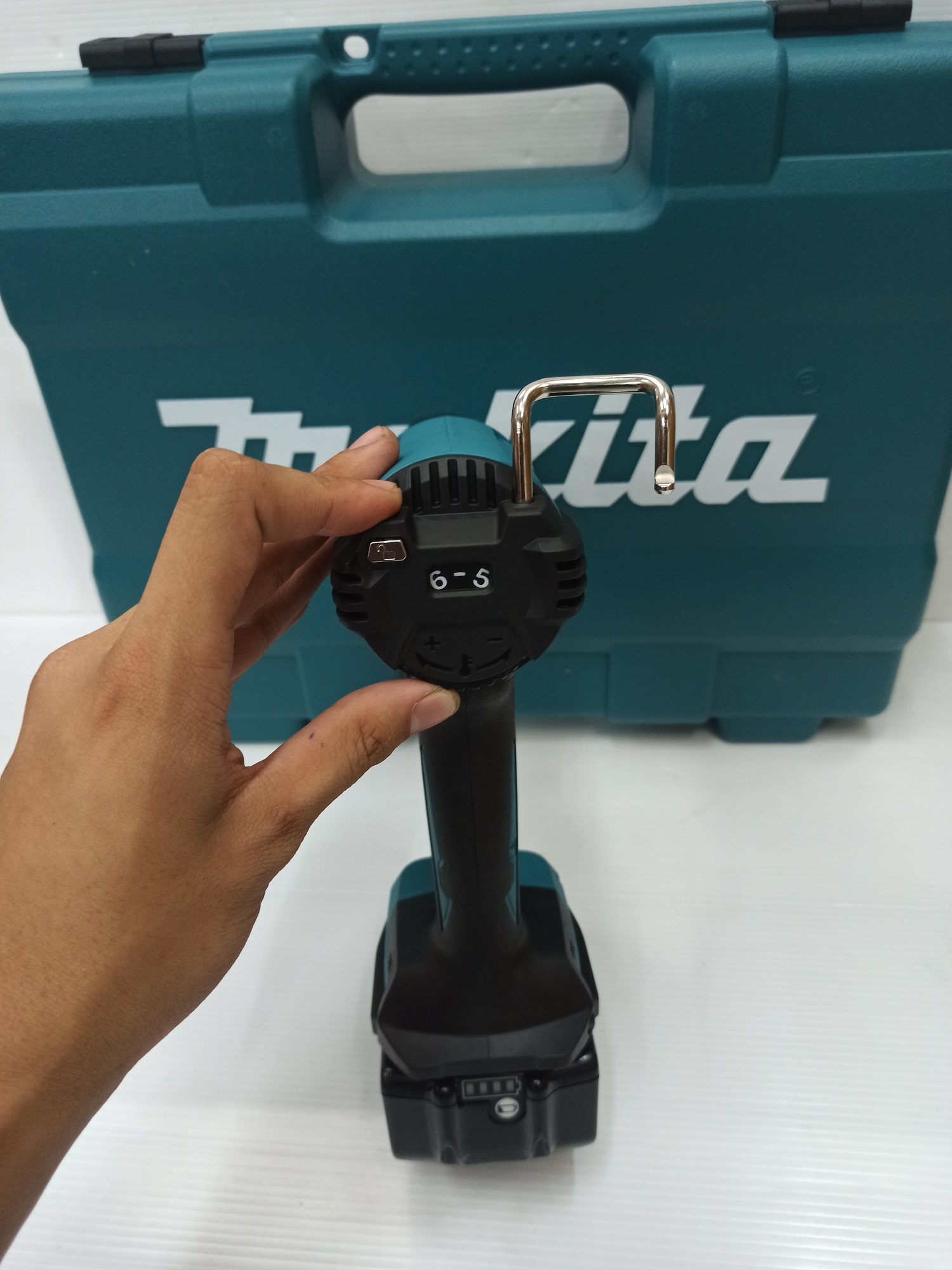 เป่าลมร้อน DHG181ZK MAKITA