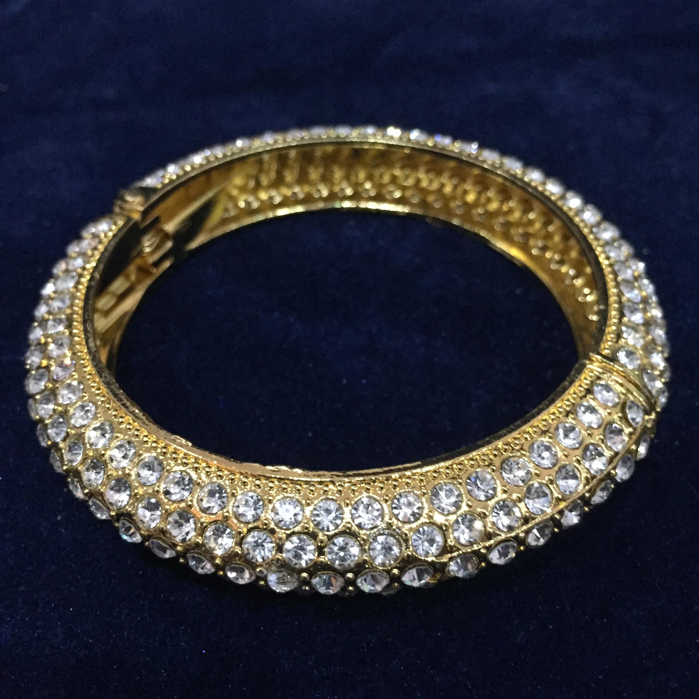 (พร้อมส่ง) กำไลทองขายเป็นคู่ 012