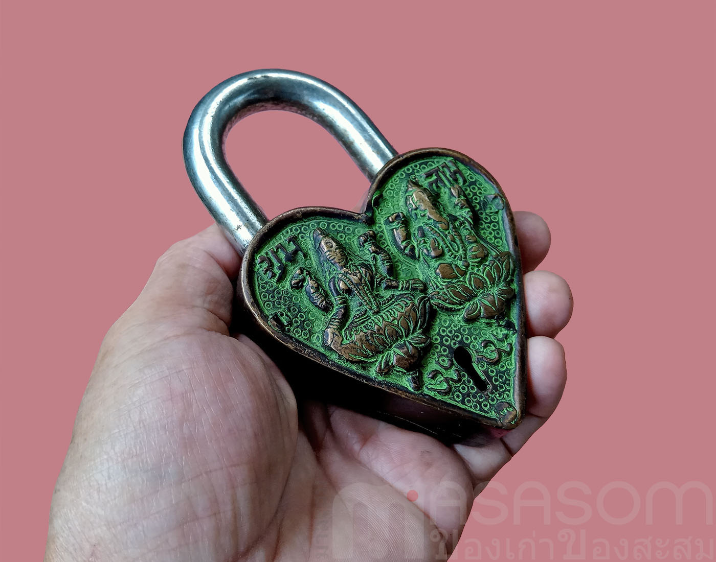 กุญแจทองเหลืองโบราณ