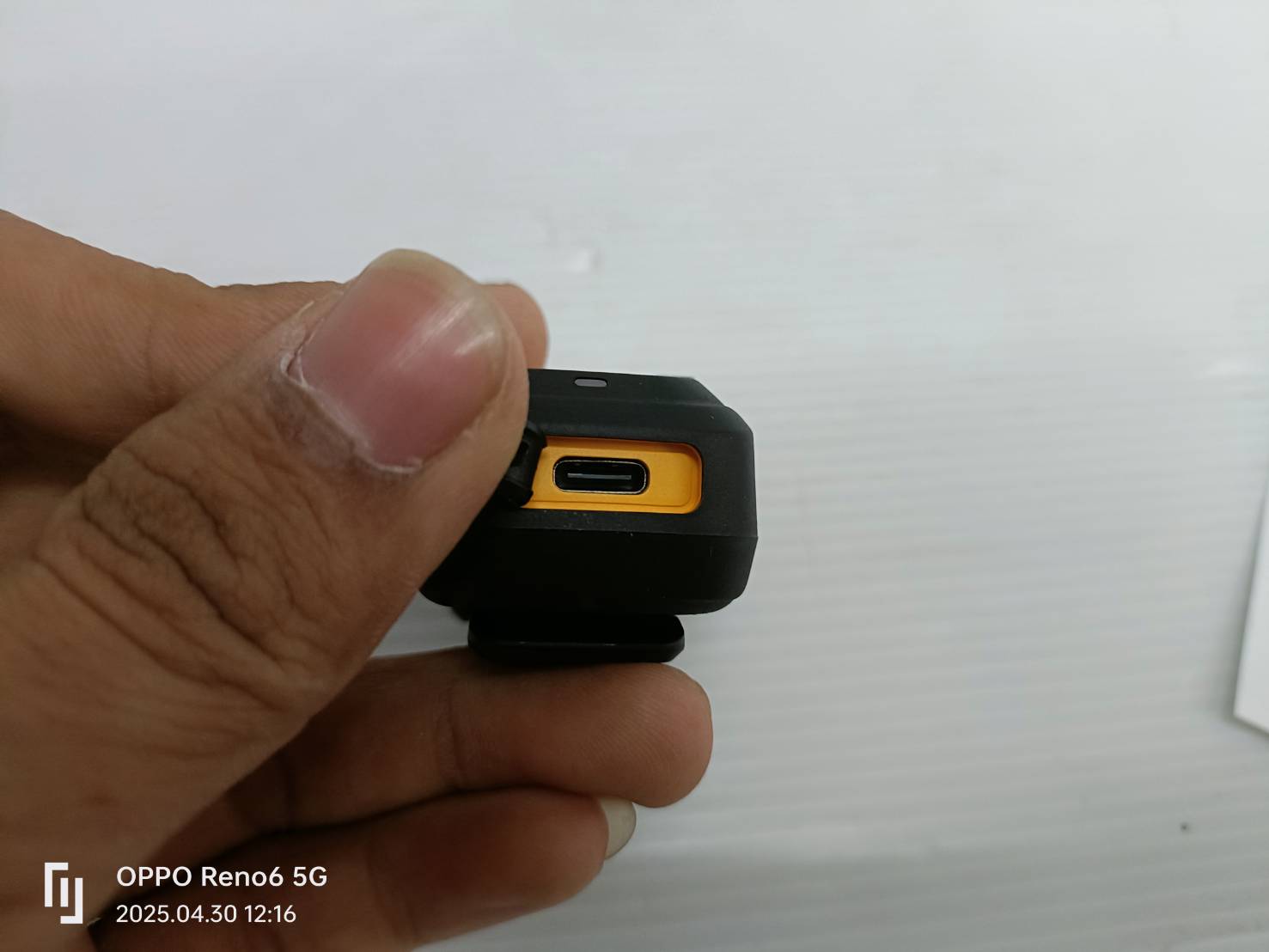 DEWALT รุ่น DXMA1901148E ลำโพงพกพาแบบ Bluetooth
