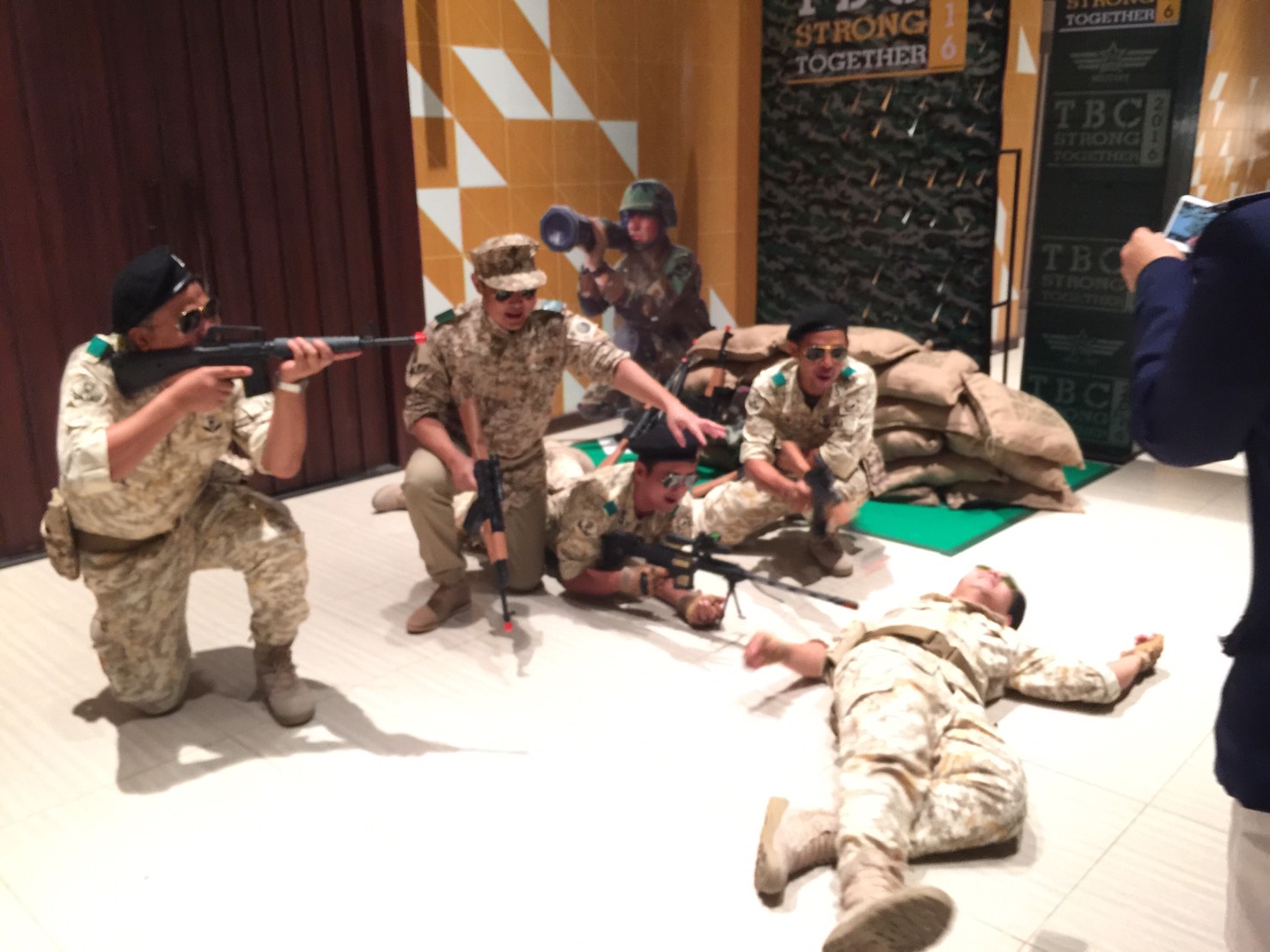 ชุดกัปตันยูชีจิน / ทหารเกาหลี Descendants of the Sun /ุ ชุดอาชีพ / ชุดอาชีพในฝัน