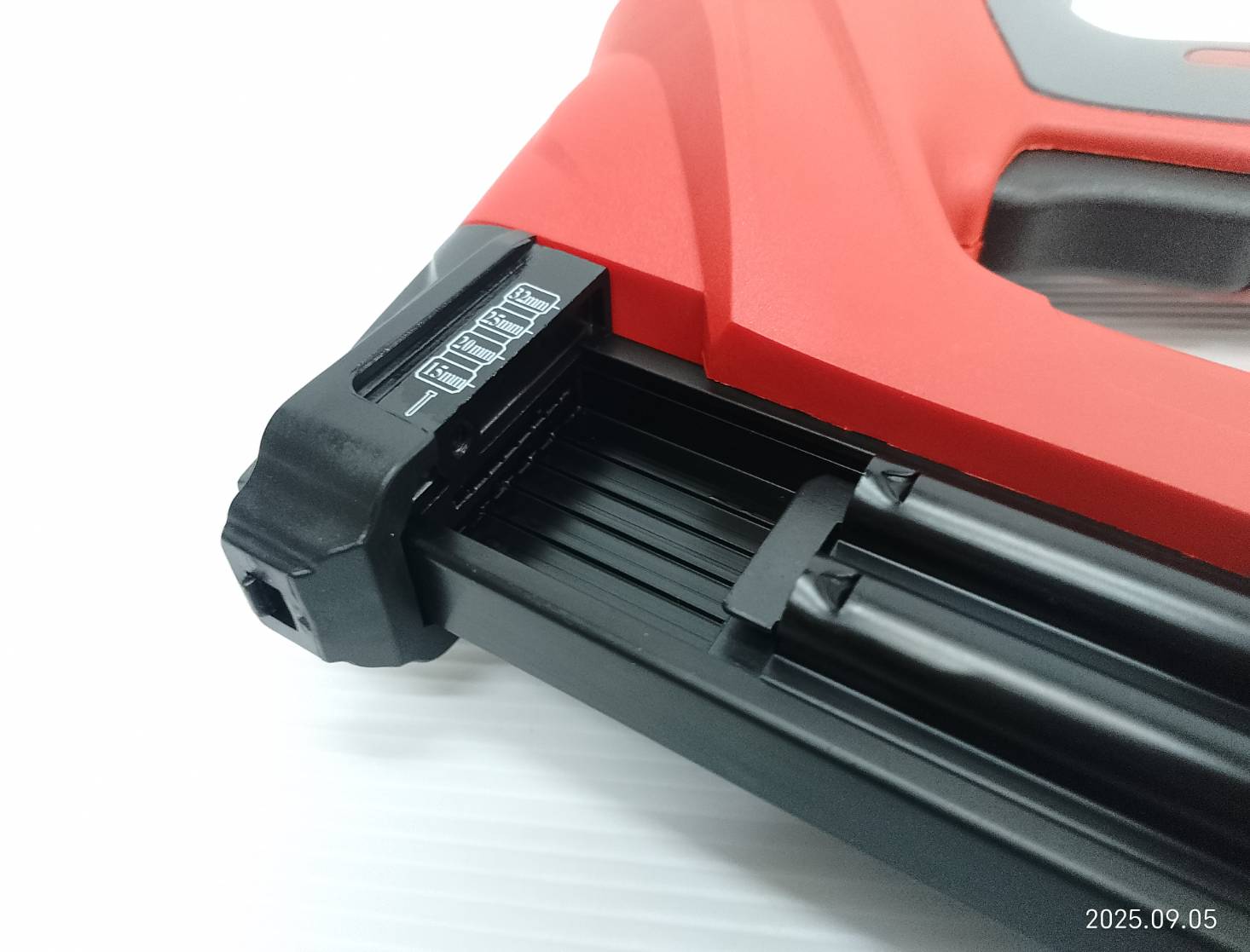 ปืนยิงตะปูไฟฟ้า 2in1 A-OK-EN3225 OKURA