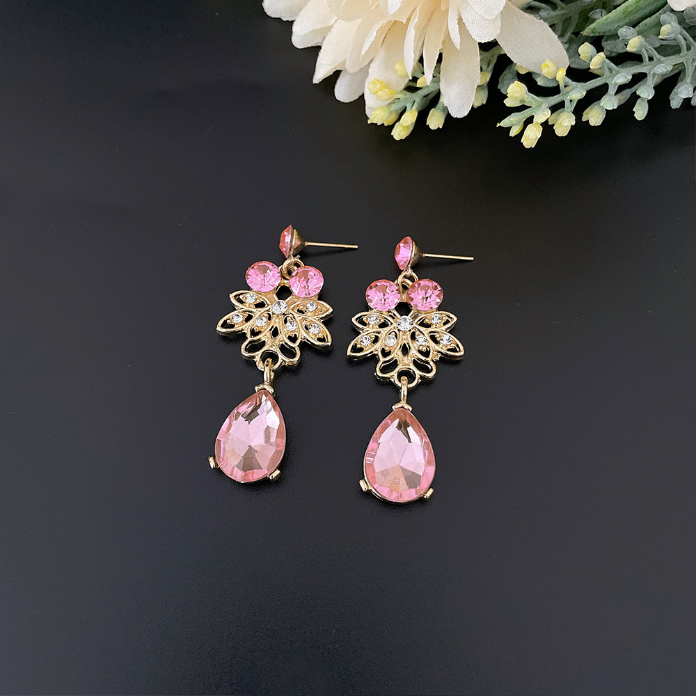 SET004 สีชมพู เครื่องประดับ 3 ชิ้น มงกุฎ สร้อยคอ ต่างหู จัดเซทสวยงาม สินค้าพร้อมส่งจากไทย
