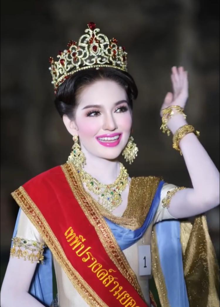 (พร้อมส่ง) เทียร่า 166 สีแดง-ทอง-ขาว มงกุฎนางงาม มงกุฎเจ้าหญิง งานสวย ปราณีต “รีวิวดีมาก” สินค้าพร้อมส่งจากไทย