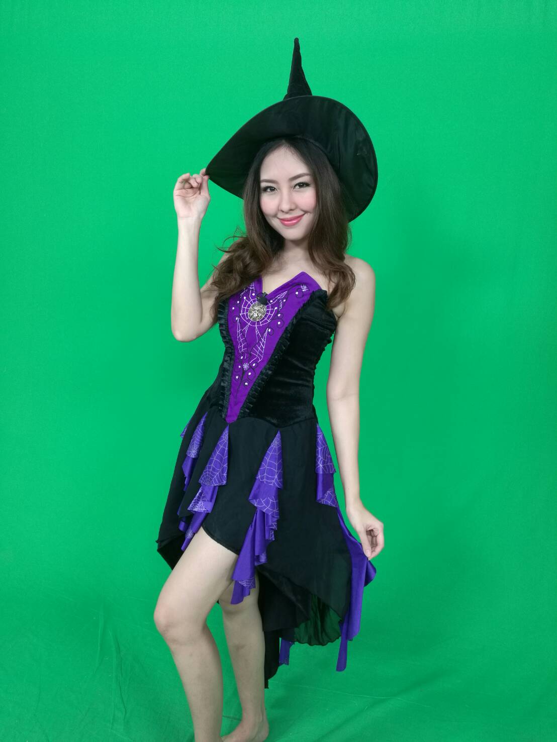 ชุดแม่มดยาว