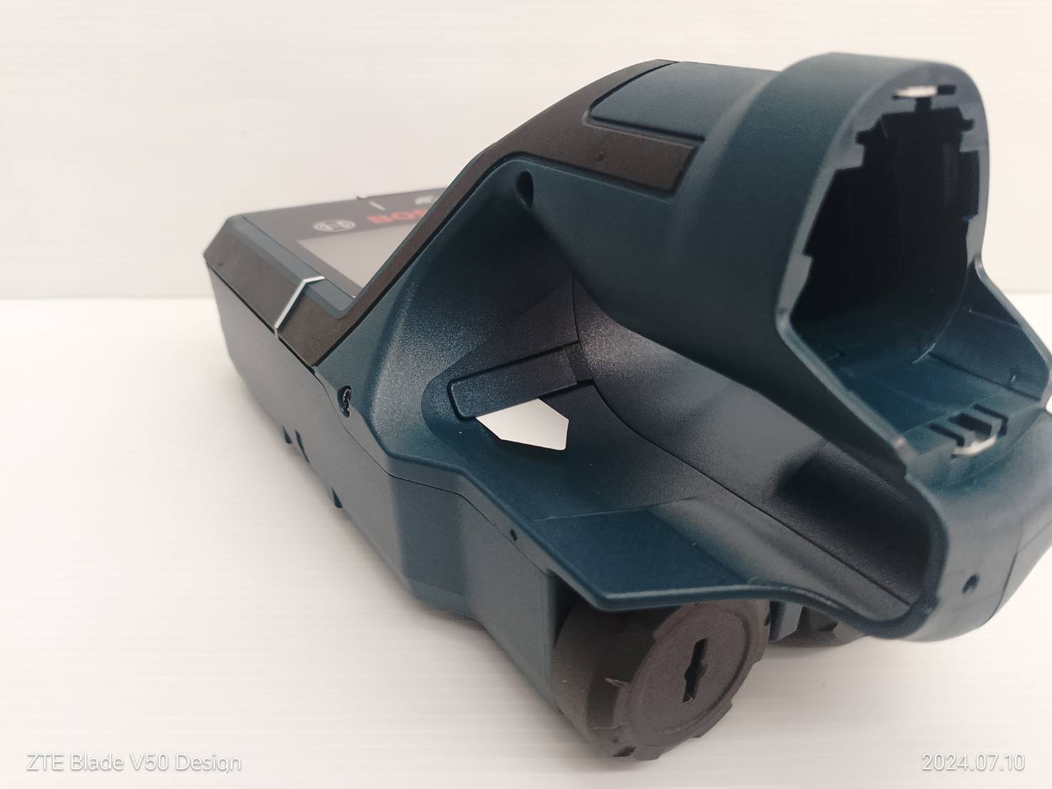 เครื่องสแกนผนัง D-tect200C Professional BOSCH