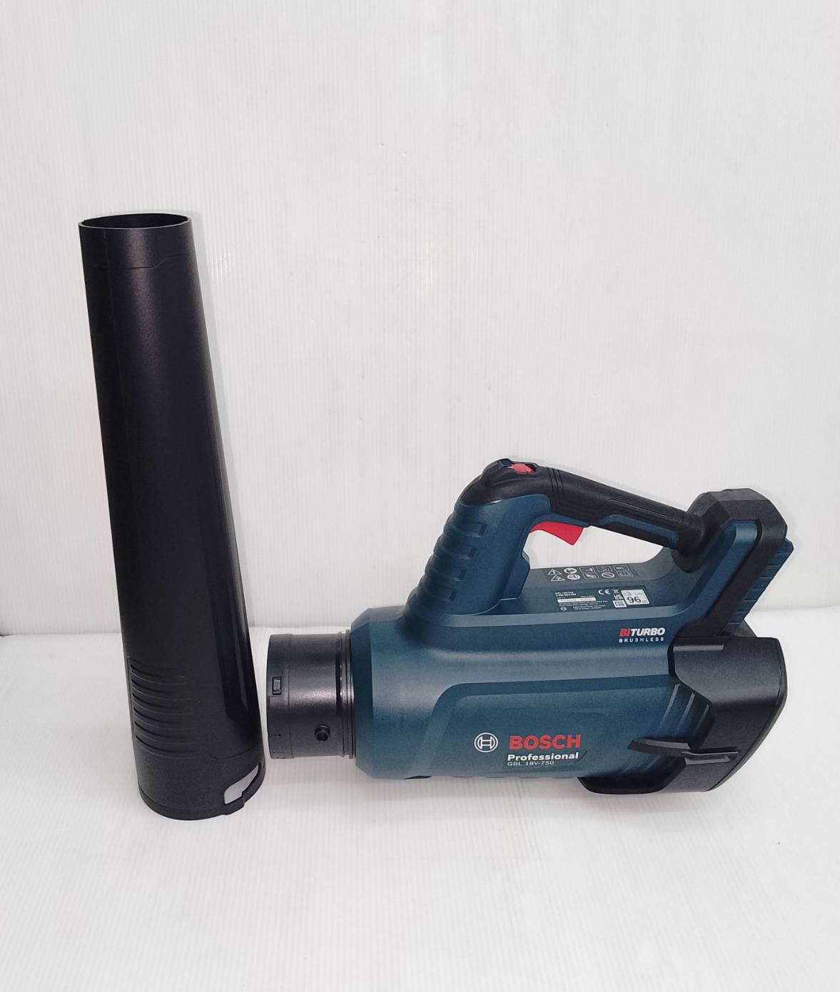 เครื่องเป่าใบไม้ GBL18V-750 BOSCH SOLO