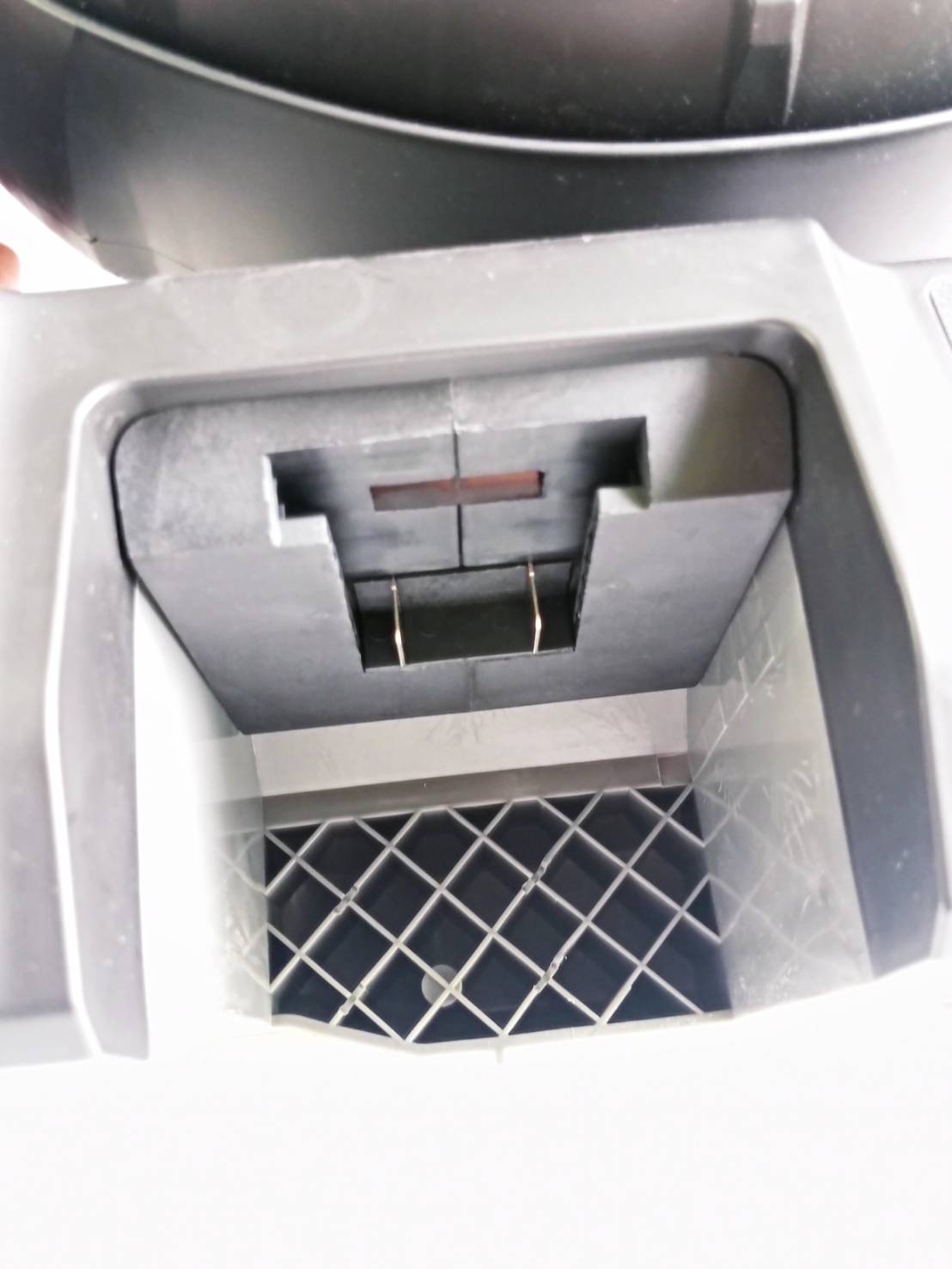 SET B พัดลมไร้สาย 9" OCF762 + ก้อนแบต 4.0Ah OCB-204 OSUKA