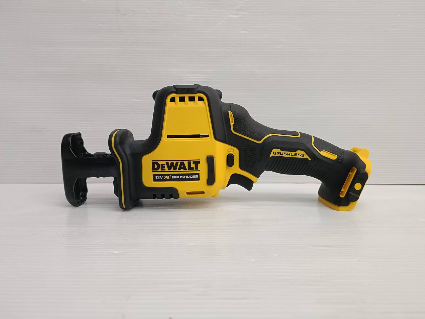 เซเบอร์12V DCS312N DEWALT