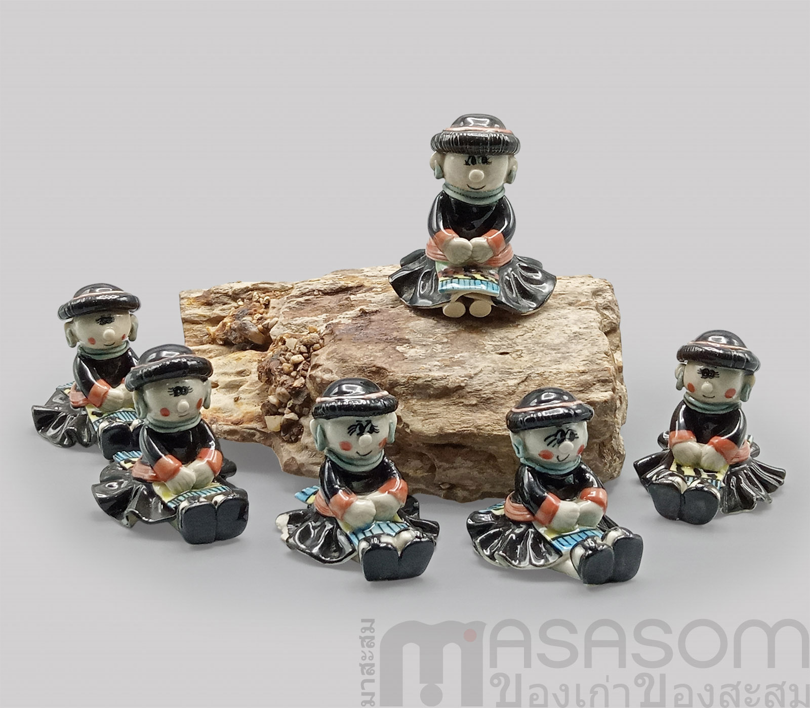 ตุ๊กตาเซรามิคเผ่าลาหู่