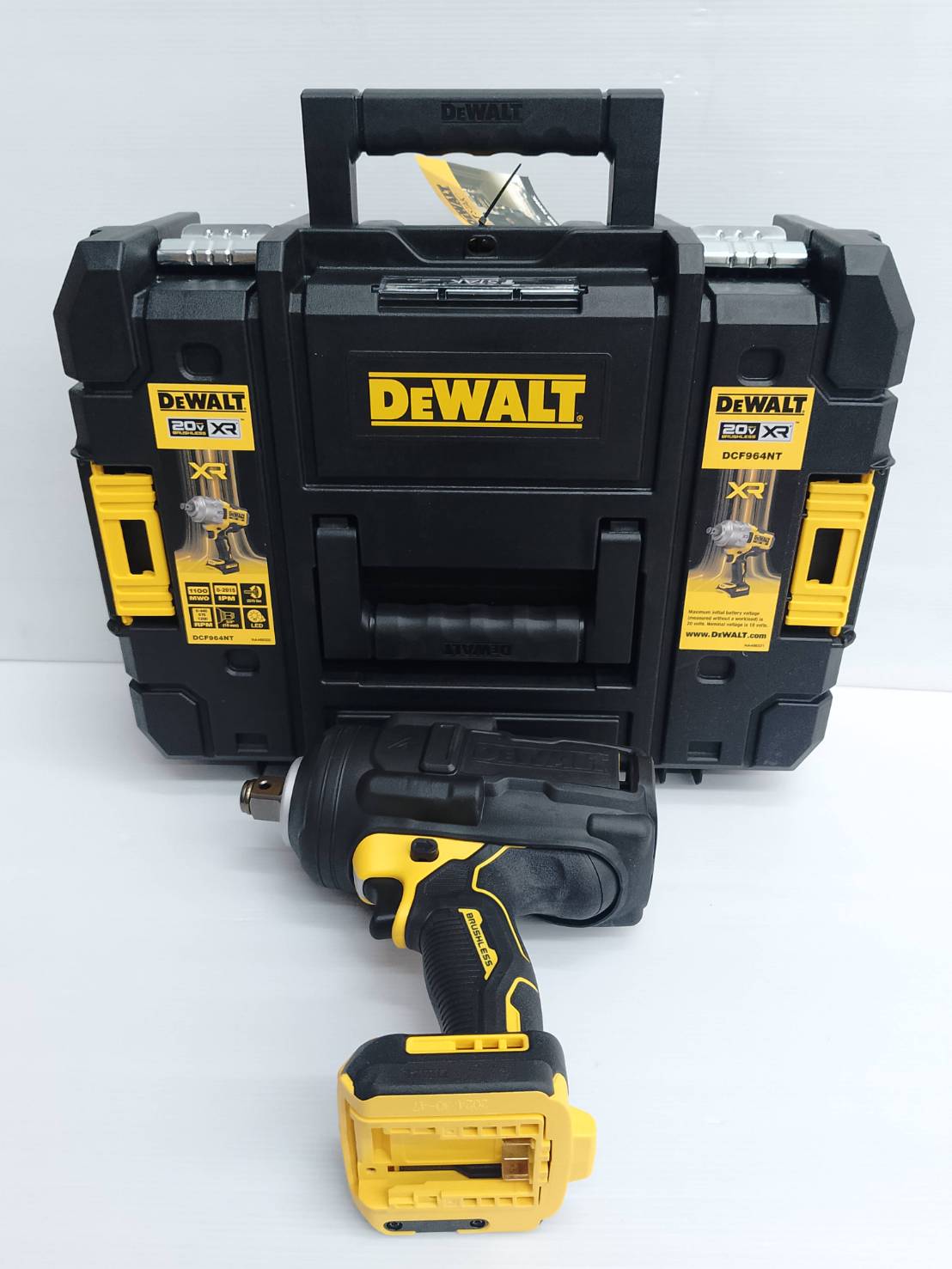 บล๊อกไร้สาย3/4 DCF964NT DEWALT