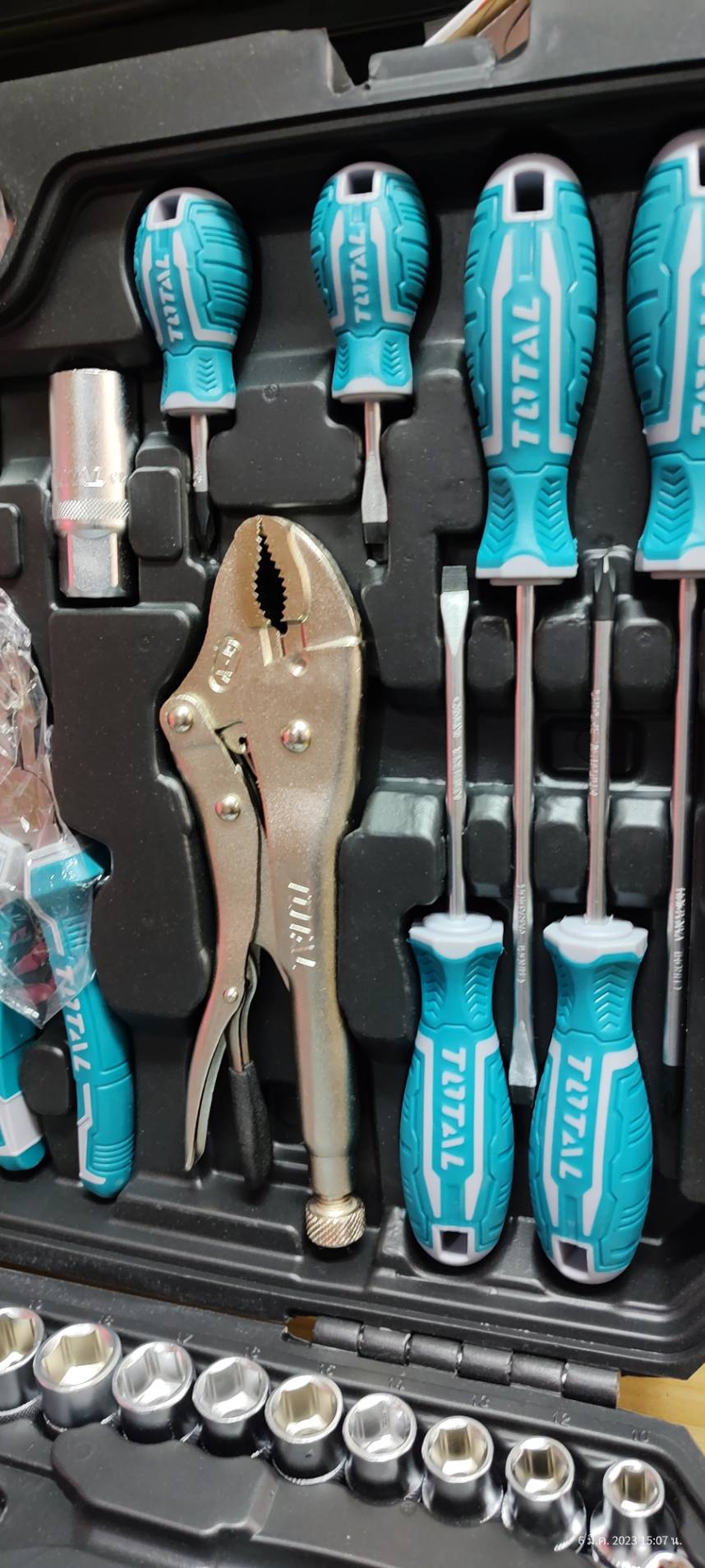 ชุดเครื่องมือ142ชิ้น รุ่น THKTHP21426 TOTAL