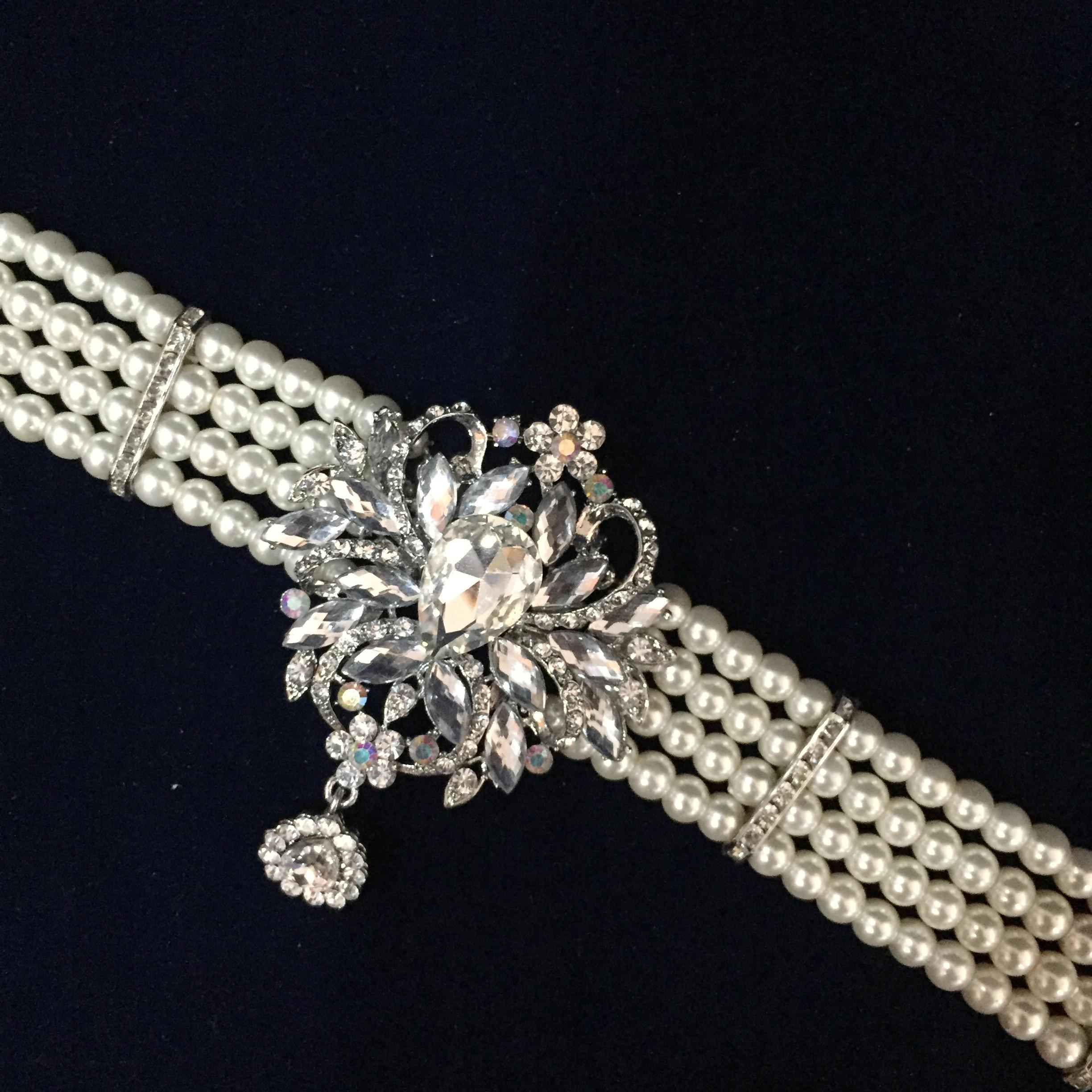 (พร้อมส่ง) เข็มขัดมุก015