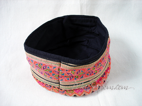 หมวกแม้ว