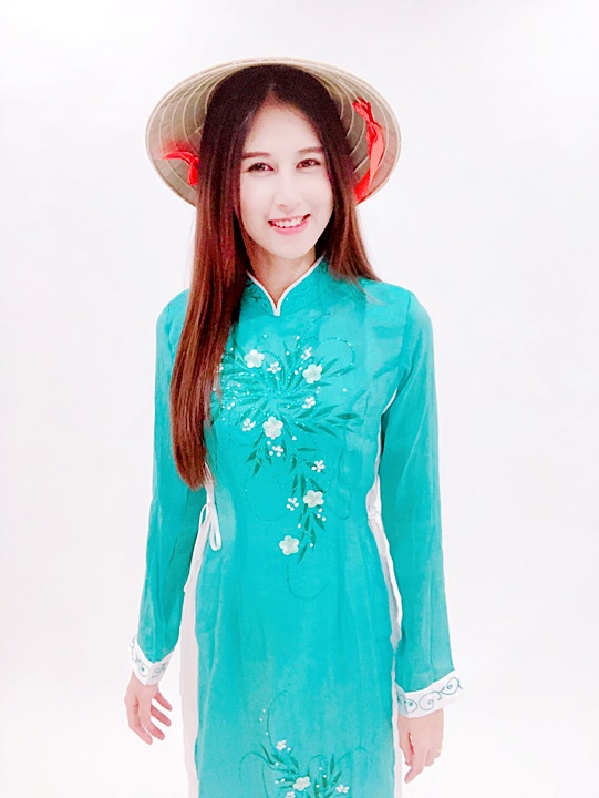 ชุดอ๋าวหย่าย ชุดเวียดนาม