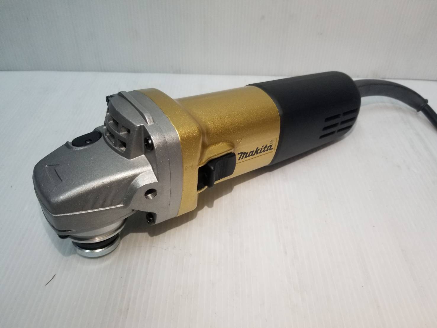 หินเจียร4" 9553HNSP1 MAKITA