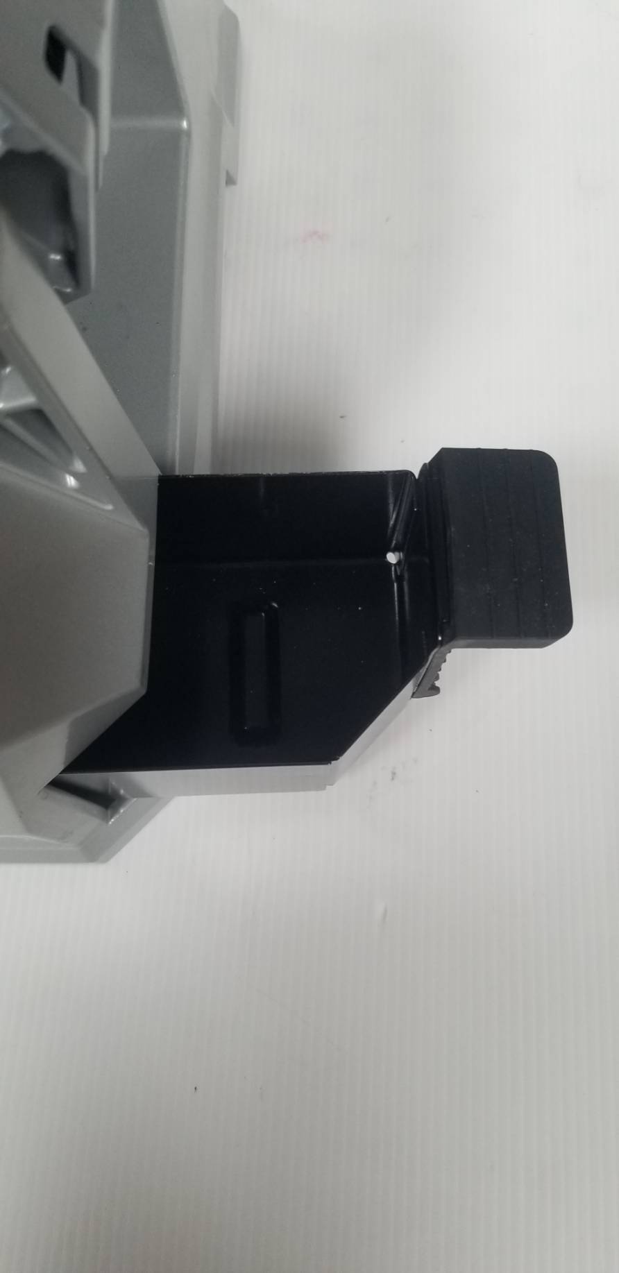 แท่นตัดเหล็กไร้สะเก็ดไฟ GCD12JL BOSCH