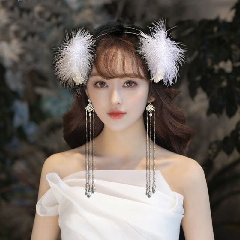 (ส่งด่วน ส่งเร็ว) คาดผมขนนกพร้อมพู่หรูหรา ลุคคุณหนูสุดๆ เด็กใส่ได้ ส่งจาก จ.อุบลราชธานี