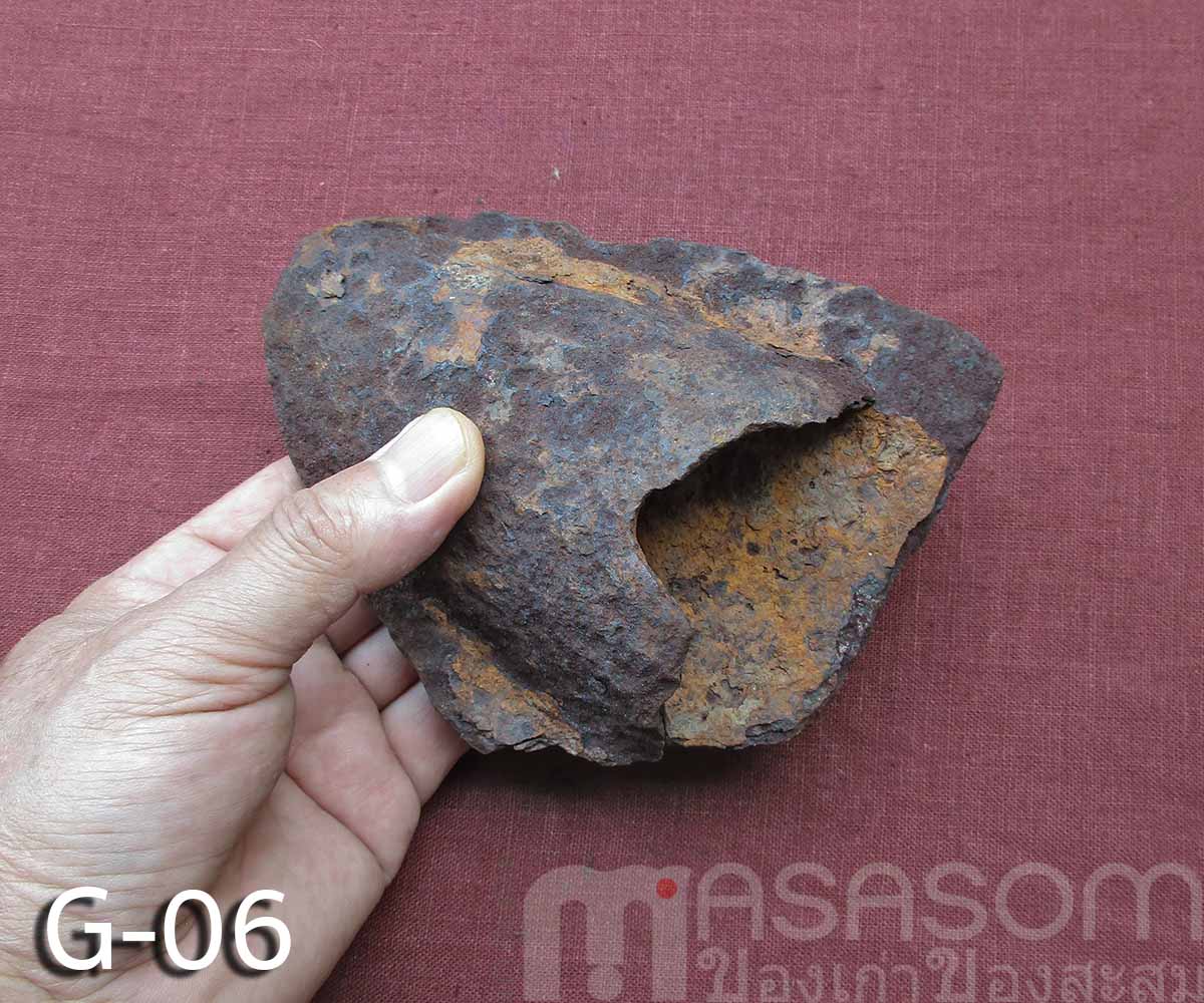 ผานไถโบราณอายุนับร้อยปี