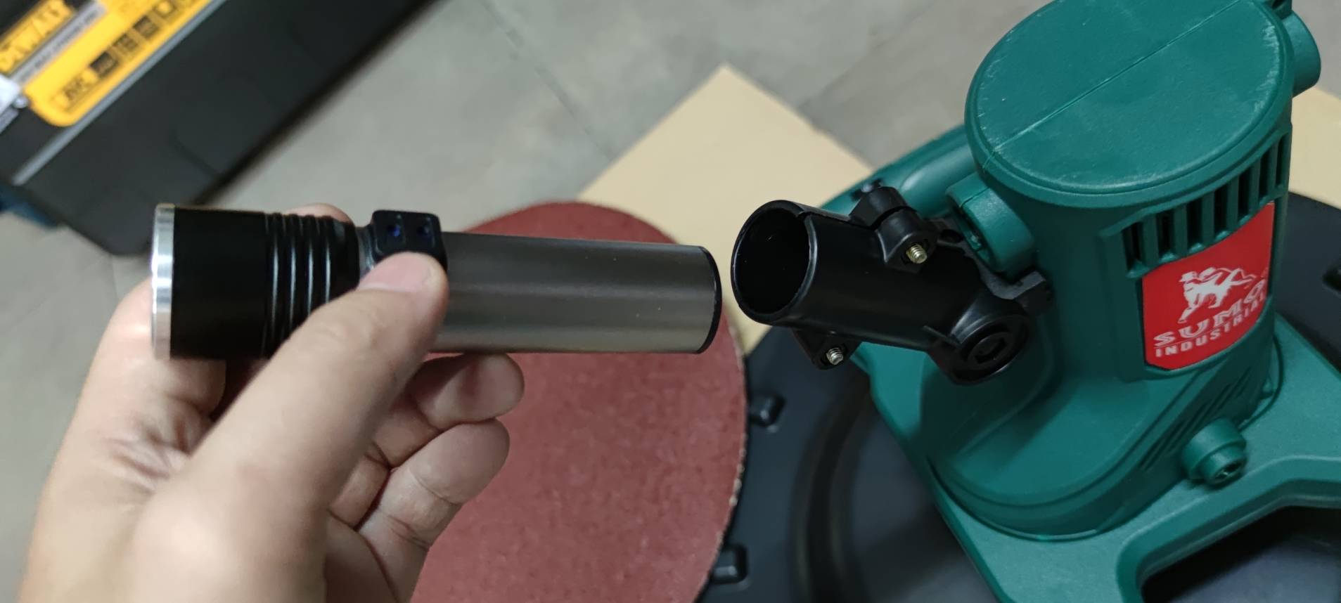 เครื่องปาดหน้าปูน ผนังเบา15" 7800 SUMO