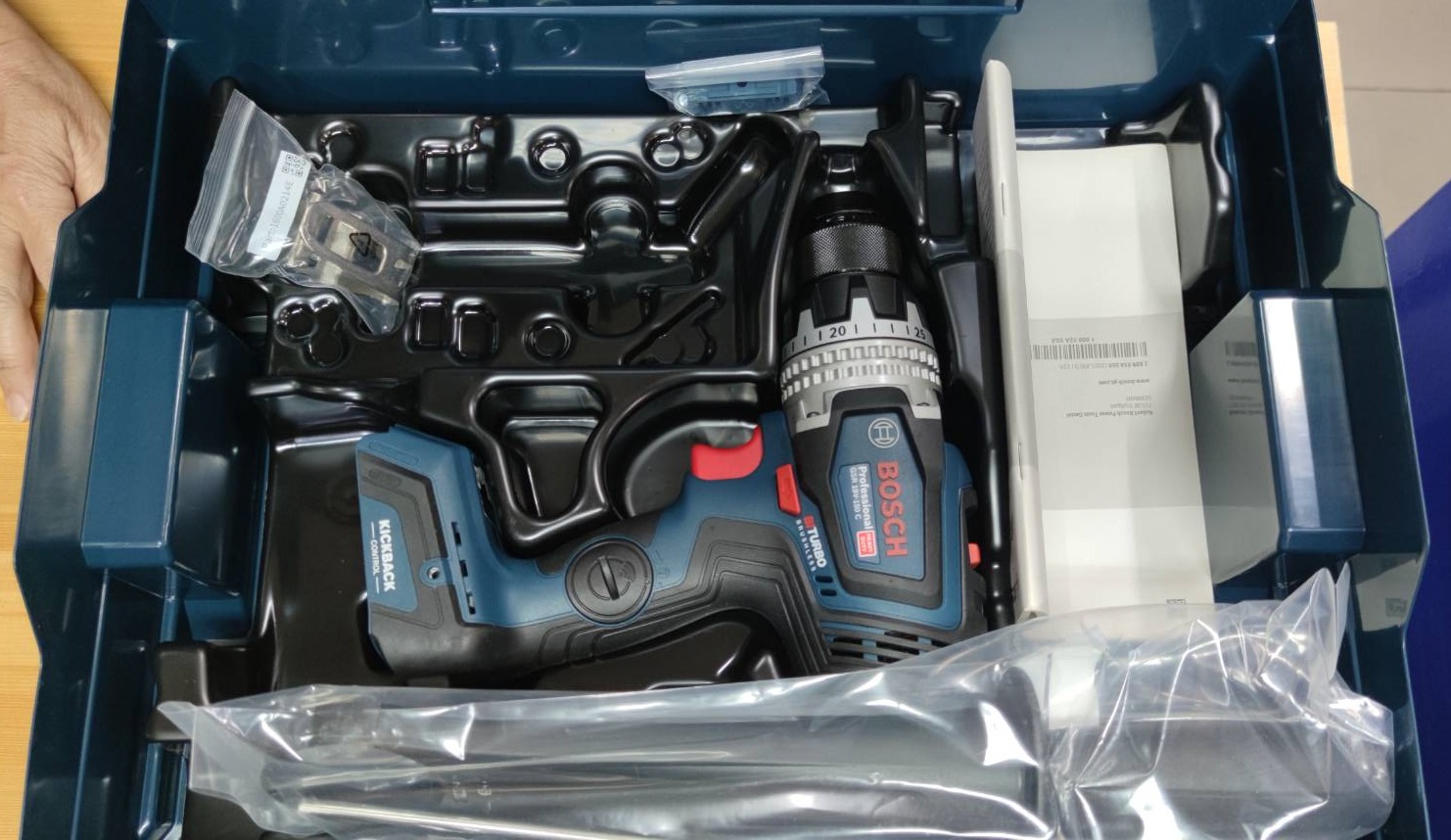 สว่านไขควงไร้สาย GSR18V-150C BOSCH SOLO