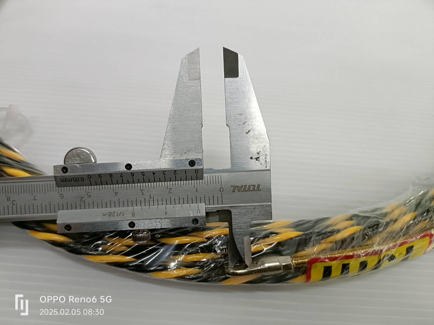 KONY ฟิชเทป แบบเกลียว 7มิล ยาว 30 เมตร KN-HT045-30M