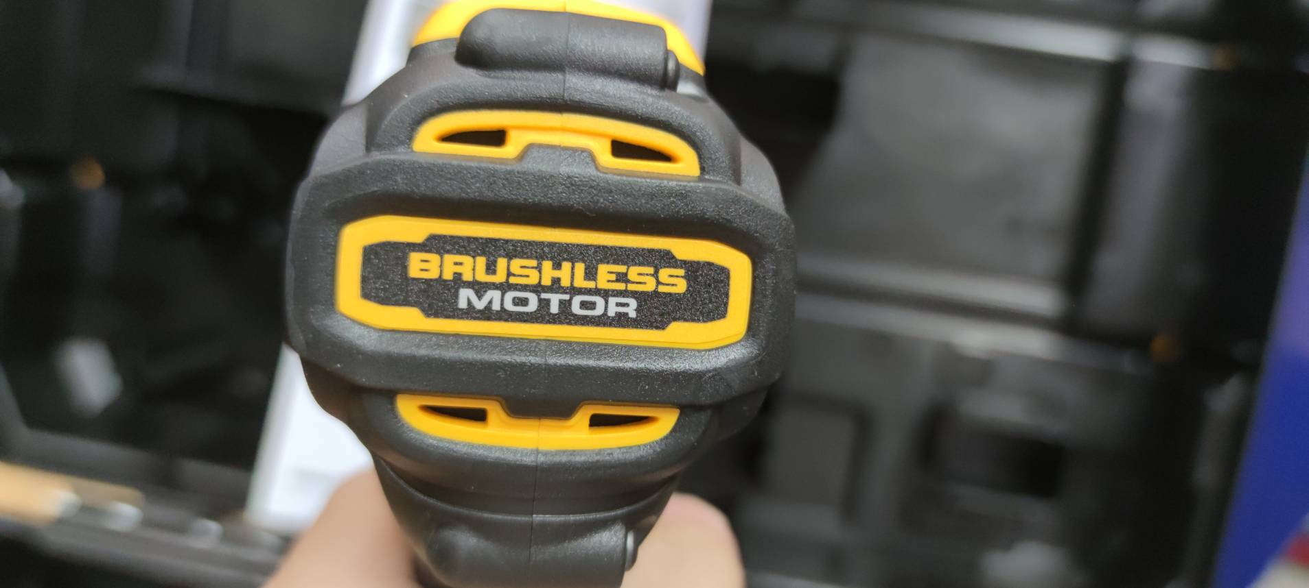 สว่านไร้สาย12V เปลี่ยนหัวได้5in1 DCD703D2 DEWALT