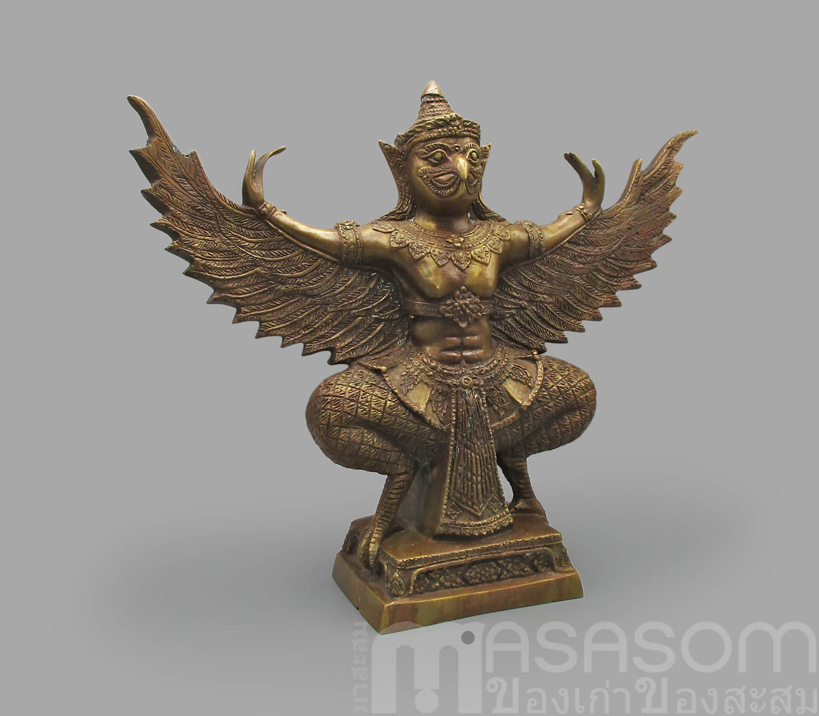 พญาครุฑทองเหลืองลงหิน