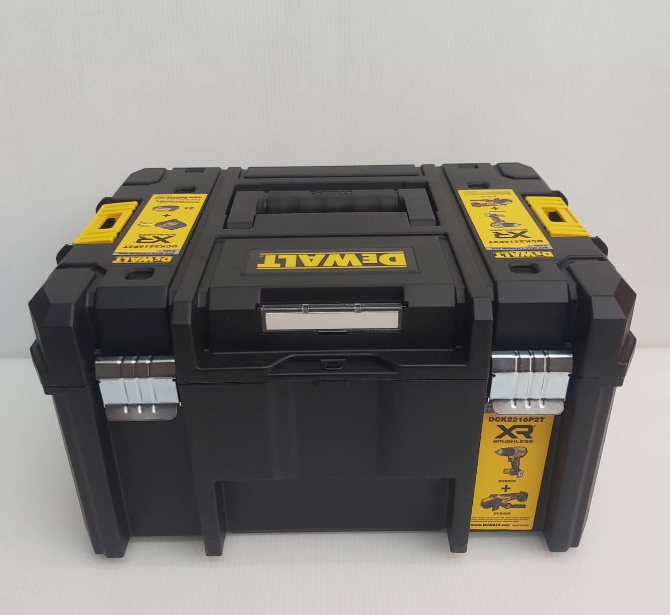 คอมโบ้ชุดสว่านไร้สาย20V (DCD805+DCG409) DCK2216P2T DEWALT