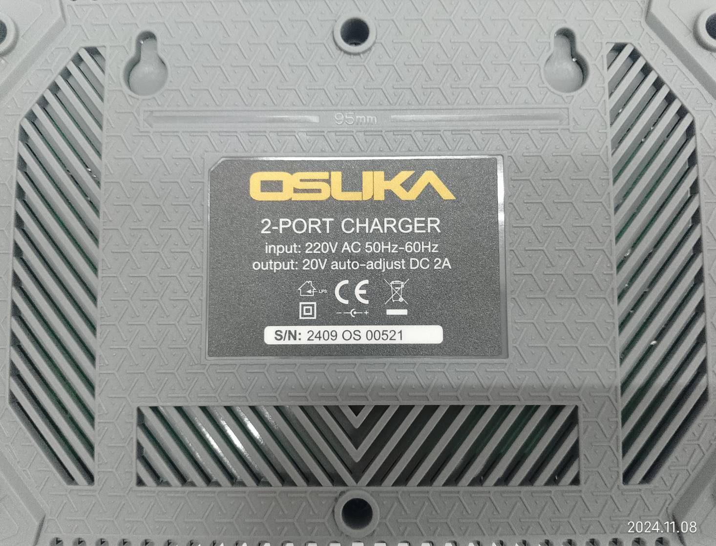 แท่นชาร์จแบตเตอรี่ 2 พอร์ต OSCBC103 OSUKA