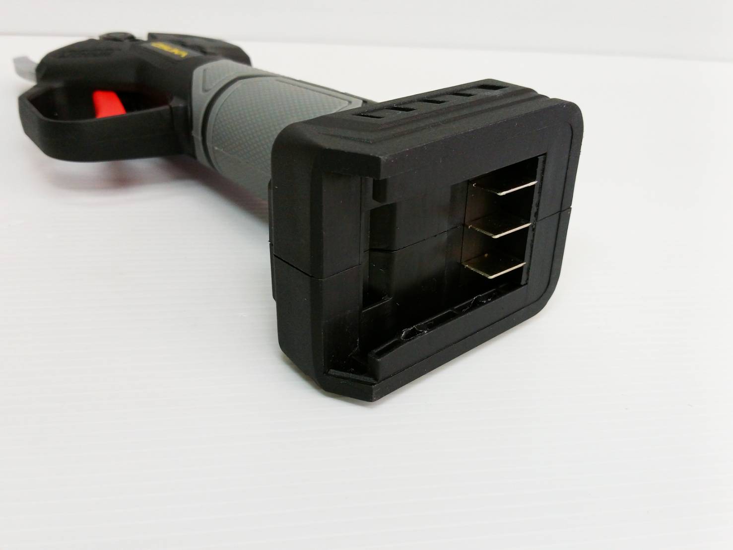 กรรไกรตัดกิ่งไร้สาย 20V OCMPP451-N OSUKA (เฉพาะตัวเครื่อง)