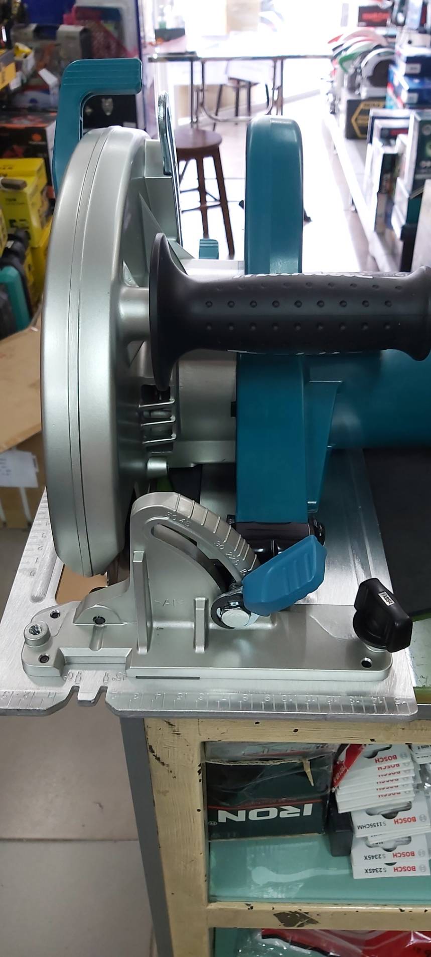 เลื่อยวงเดือน10" HS0600 MAKITA