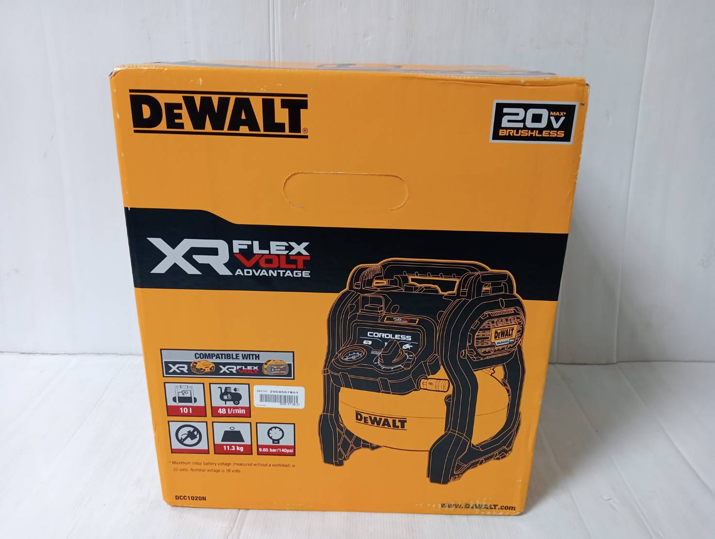 DEWALT รุ่น DCC1020N-KR ปั๊มลมไร้สายไร้แปรงถ่าน 10 ลิตร 20V Max Flexvolt Advantage เฉพาะตัวเครื่อง