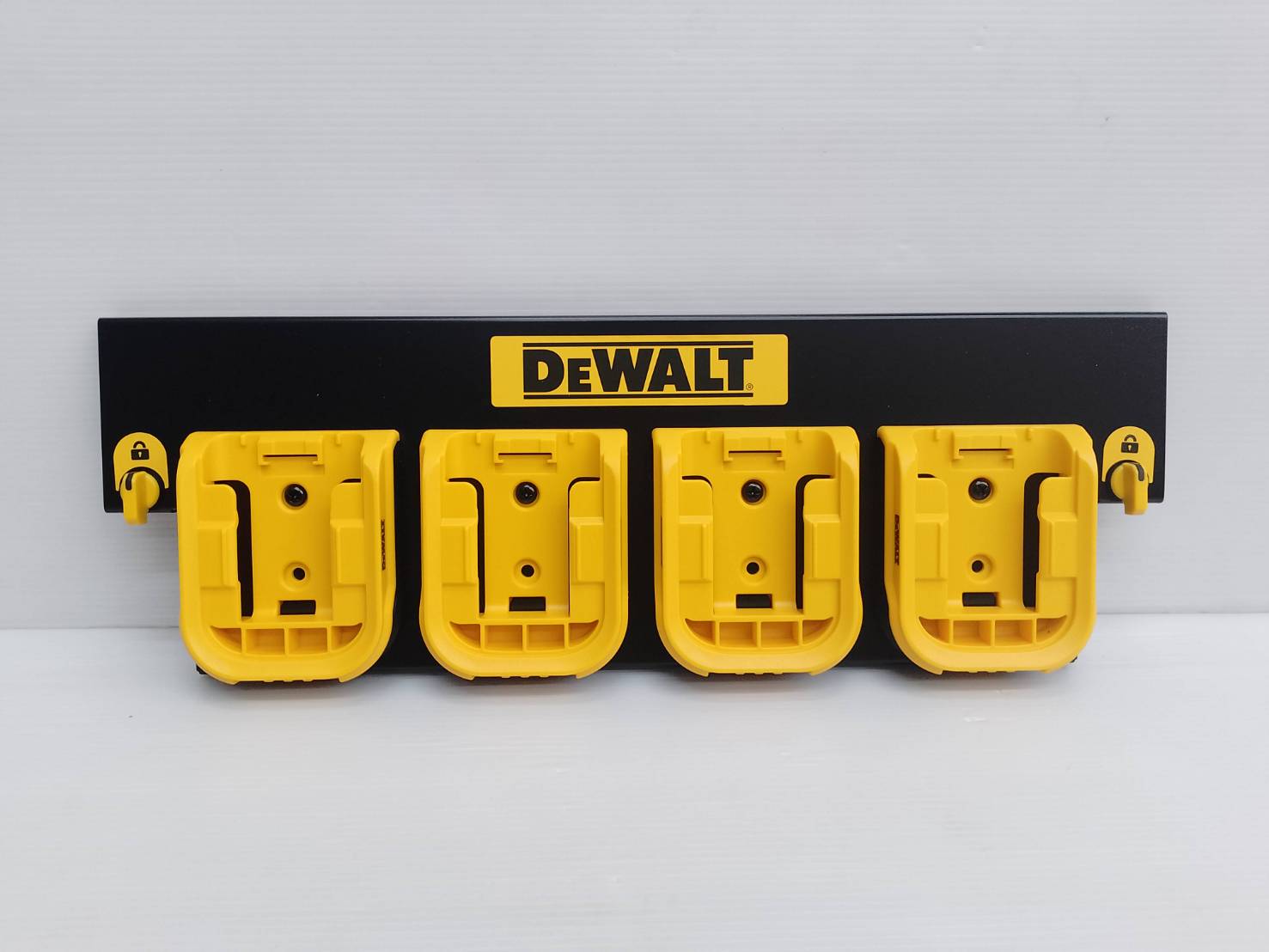 รางยึดแบตเตอรี่ DWST82819 DEWALT