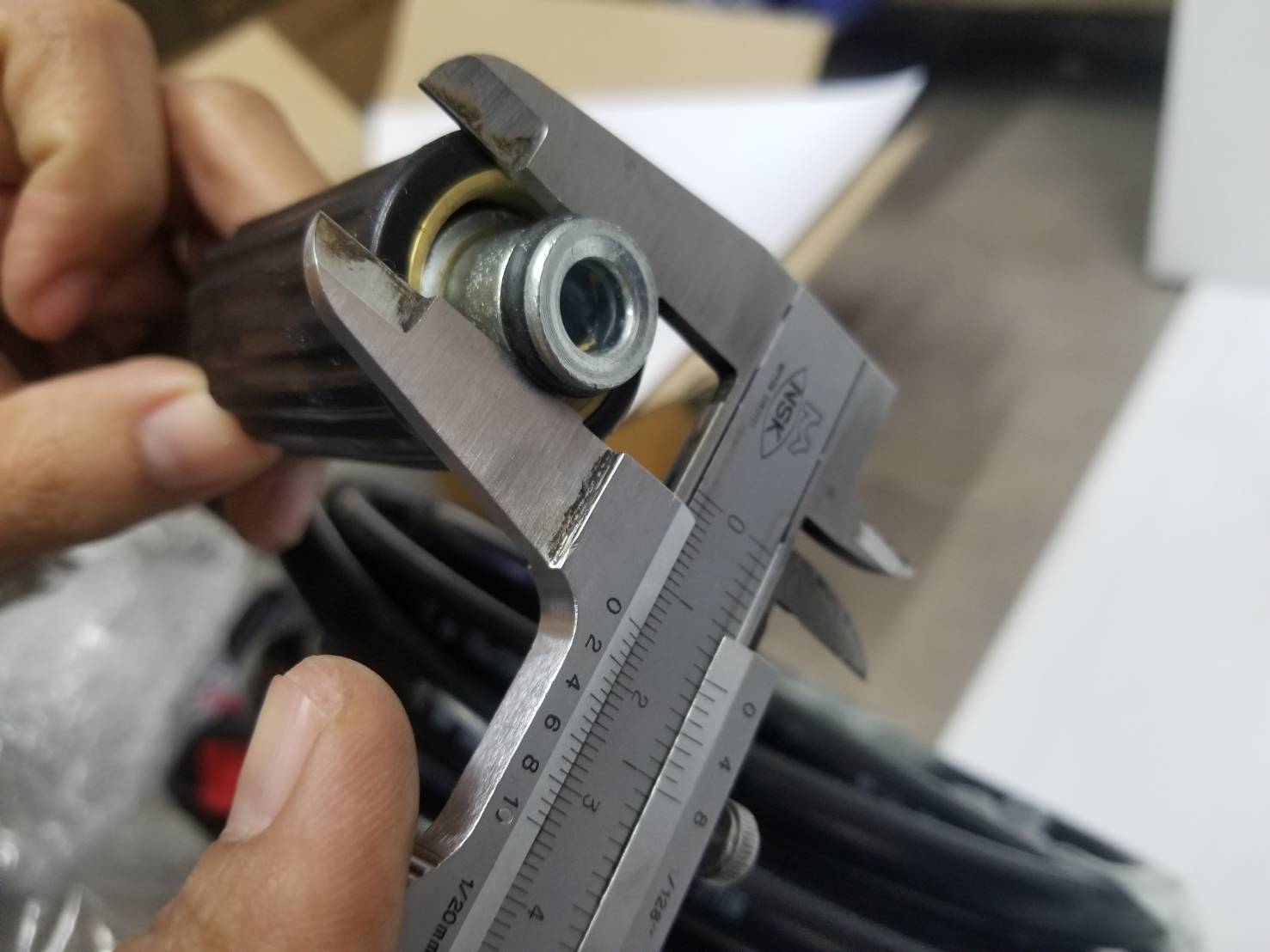 สายฉีดน้ำ5m. เกลียวM22x15mm.-AQT