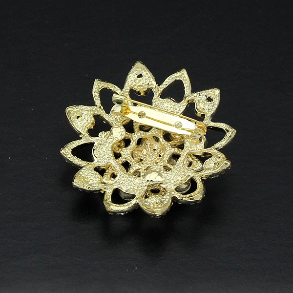 (พร้อมส่ง) เข็มกลัด 053