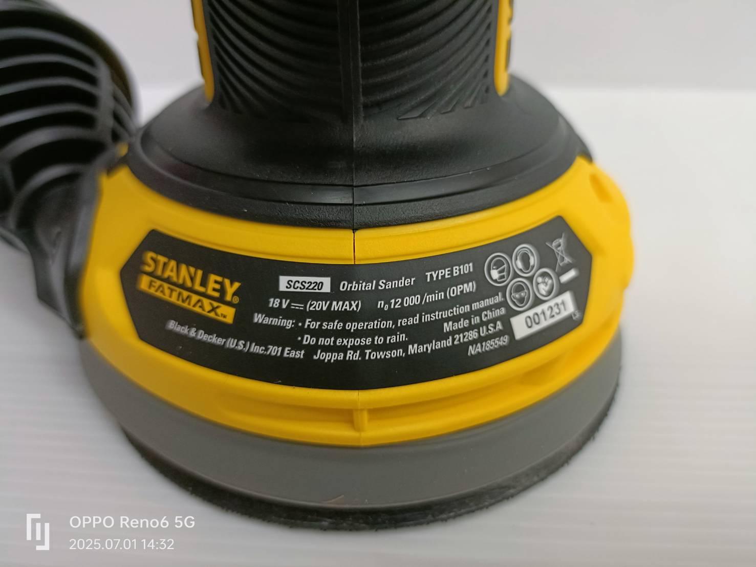 STANLEY รุ่น SCS220-B1 เครื่องขัดกระดาษทรายกลม 125มม ไร้สาย 20V เฉพาะตัวเครื่อง