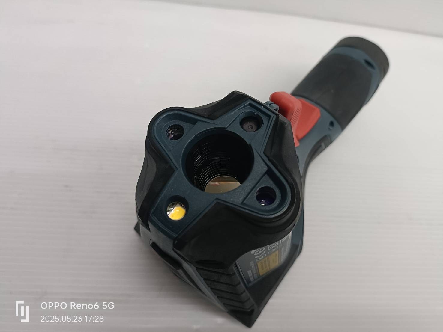 เครื่องวัดอุณหภูมิ GIS1000C BOSCH