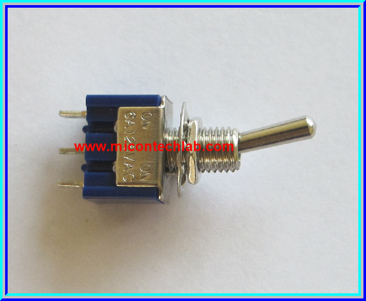 1x สวิตซ์เปิดปิด 3 ทาง Power On/Off SPDT Switch