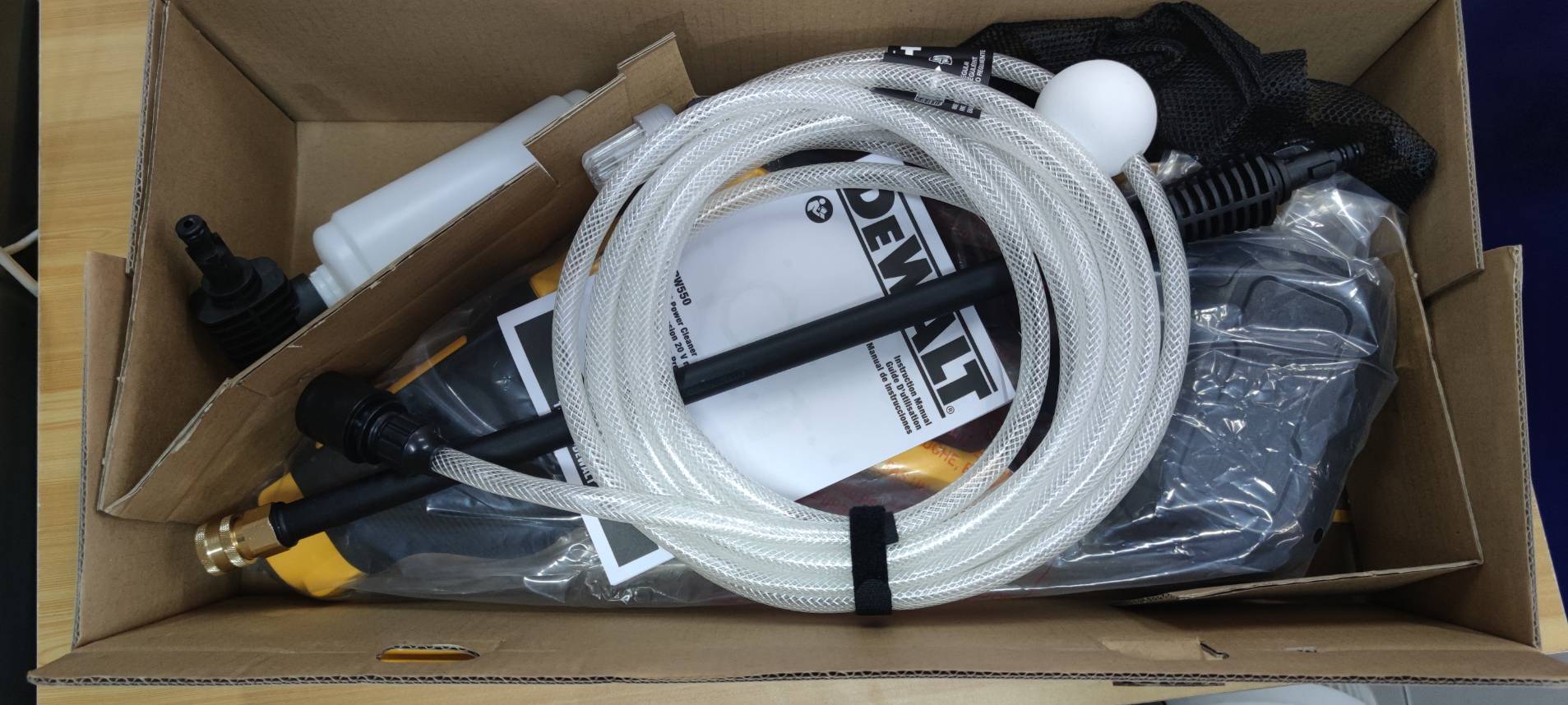 ปืนฉีดน้ำไร้สาย20V DCPW550B-XJ DEWALT