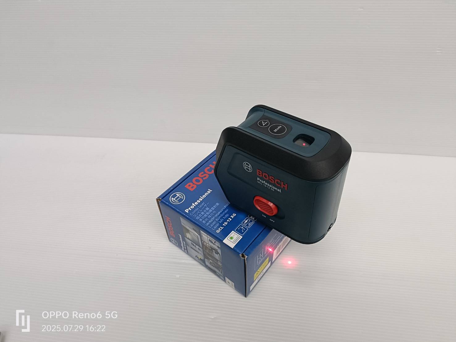 เลเซอร์กำหนดจุดและเส้นระดับ3.6V GCL15-12XG BOSCH 0601066TK0