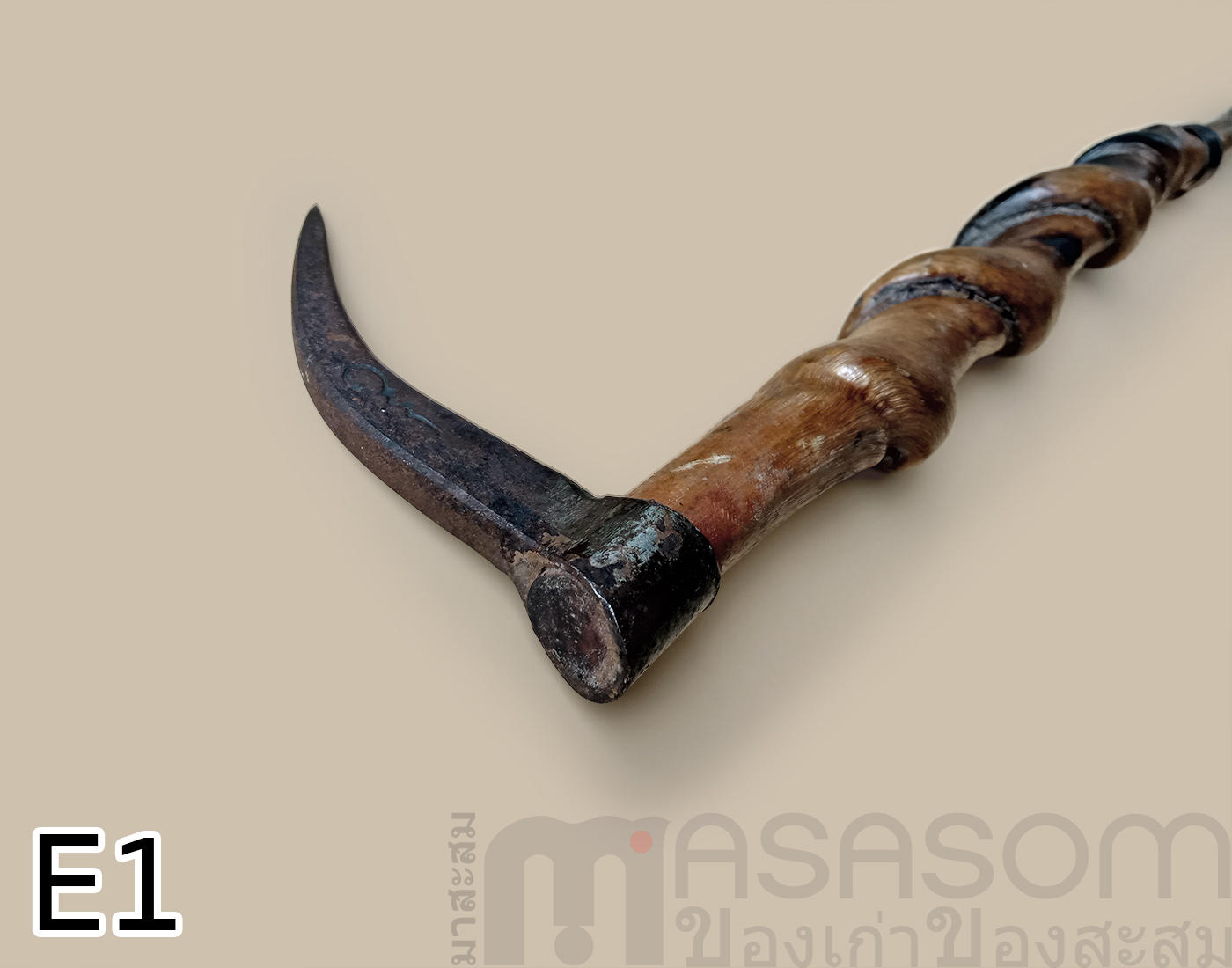 ขอสับช้างด้ามไม้เถาวัลย์รัดเกลียว