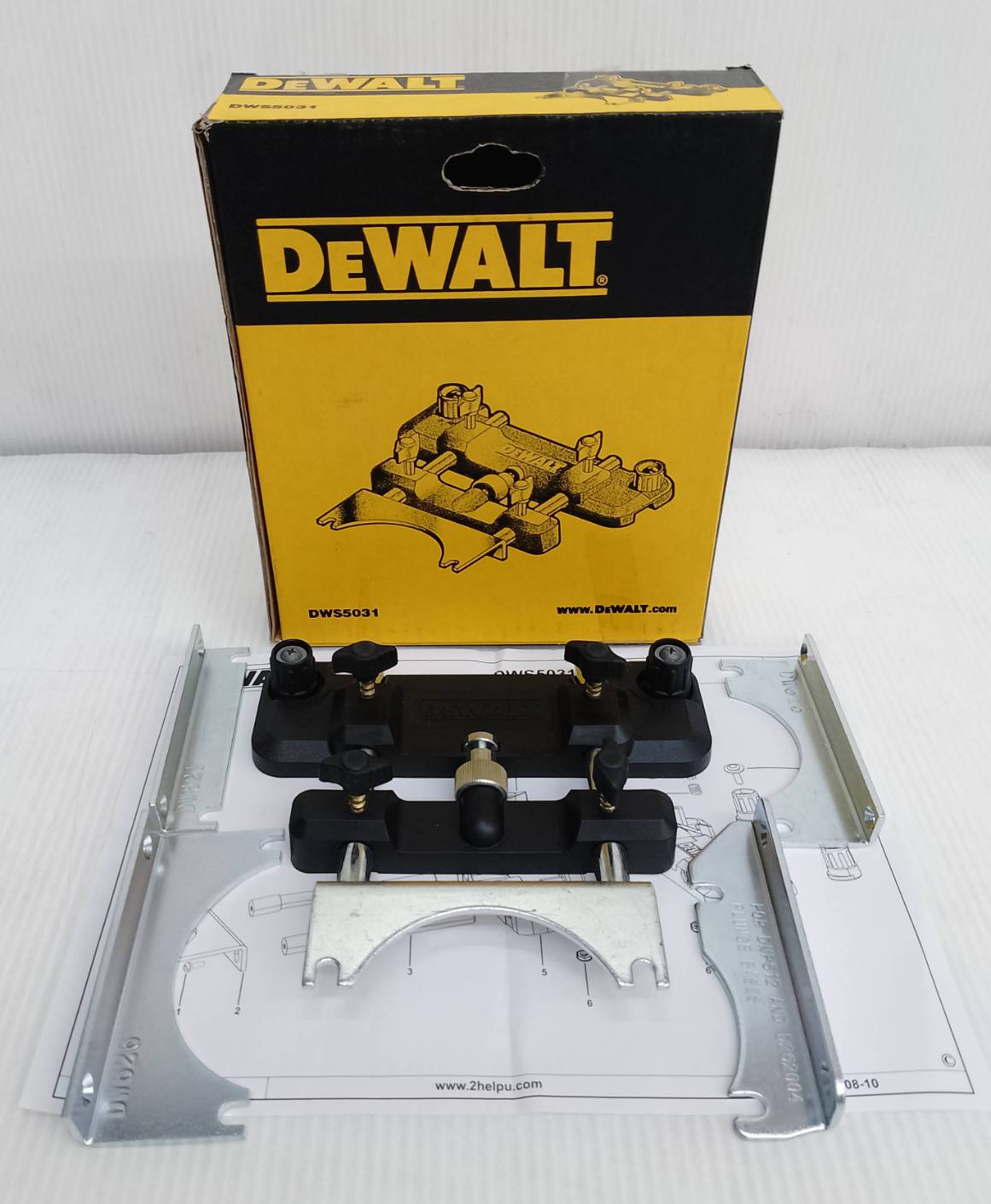 DEWALT รุ่น DWS5031-XJ อุปกรณ์เสริมเครื่องเร้าเตอร์สำหรับติดกับราง