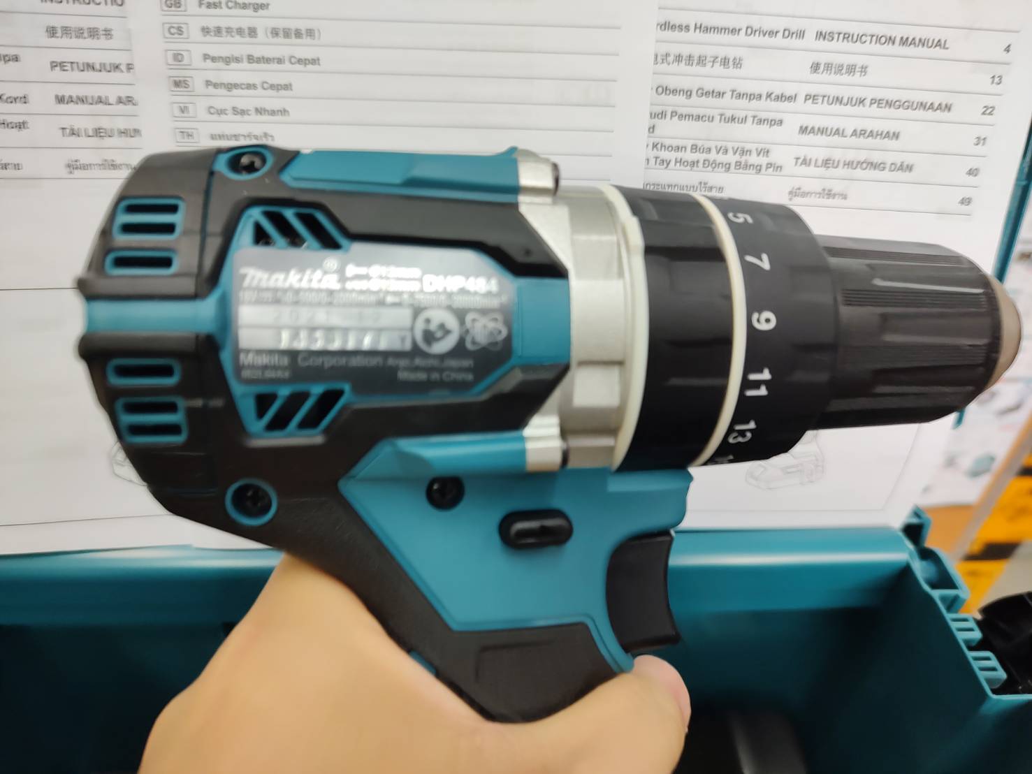 ชุดคอมโบ้ DLX2417J MAKITA (DHP484+DTD156)