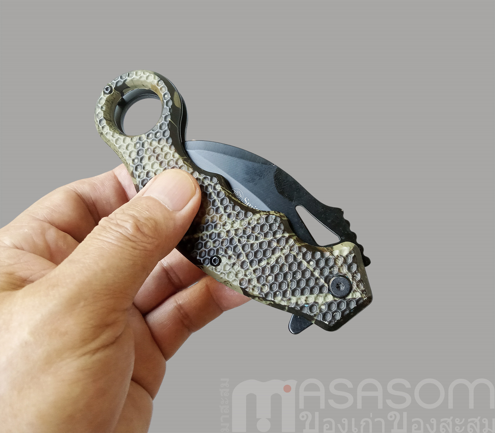 มีดพับ Smith&Wesson คารัมบิตมือสอง