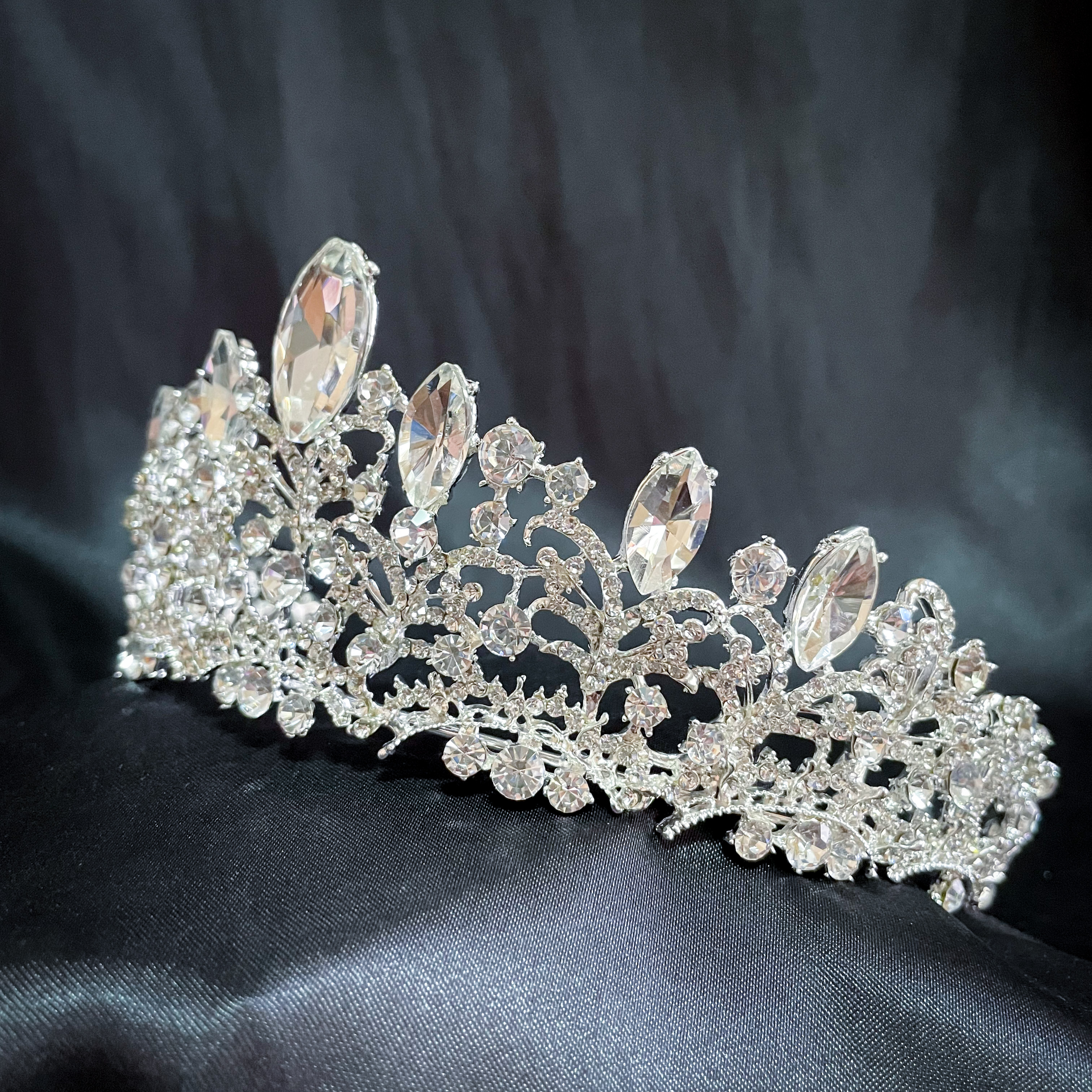 (พร้อมส่ง) เทียร่า 324 มงกุฎเจ้าหญิง งานสวย ปราณีต QCเพชรทุกเม็ด สินค้าพร้อมส่งจากไทย