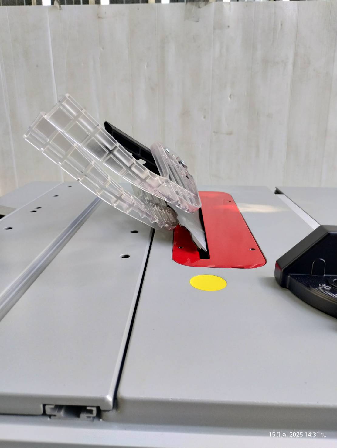 โต๊ะเลื่อยวงเดือน10" GTS10XC BOSCH