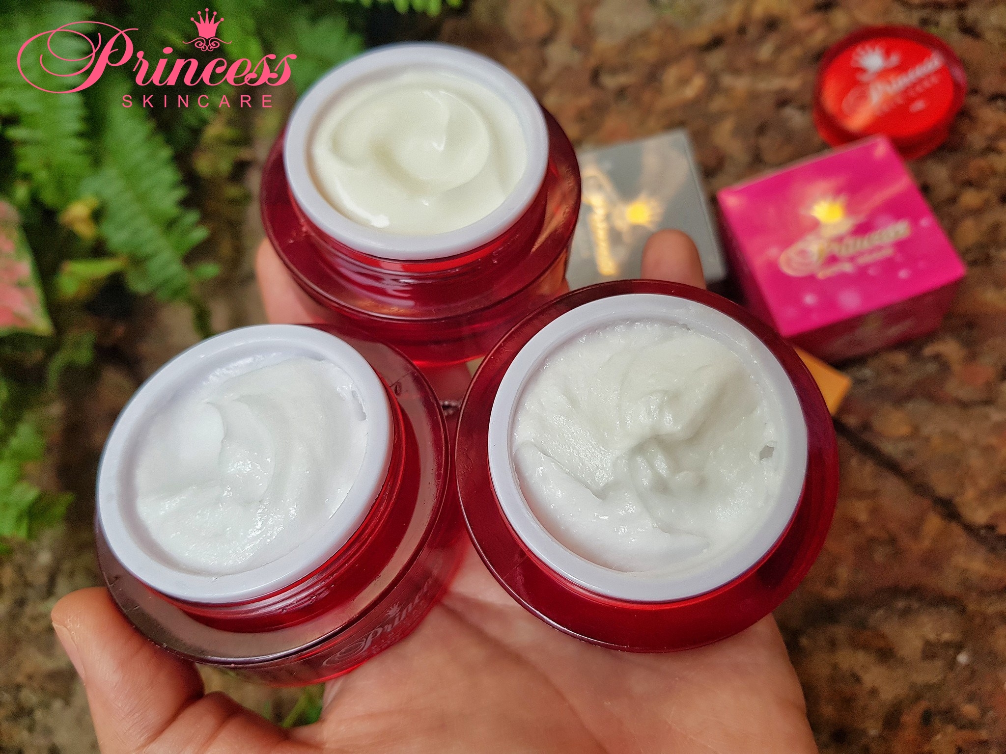 เซตครีมหน้าขาว หน้าเงา หน้าเด็ก Princess Skin Care PSC ขนาด 20 กร้ม (3 กระปุก ฟรีส่ง )